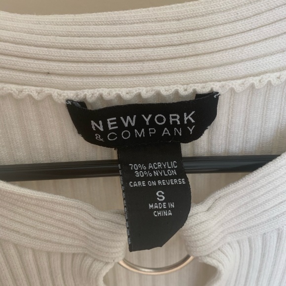 LOT of dresses blouses and tank - Picture 10 of 12